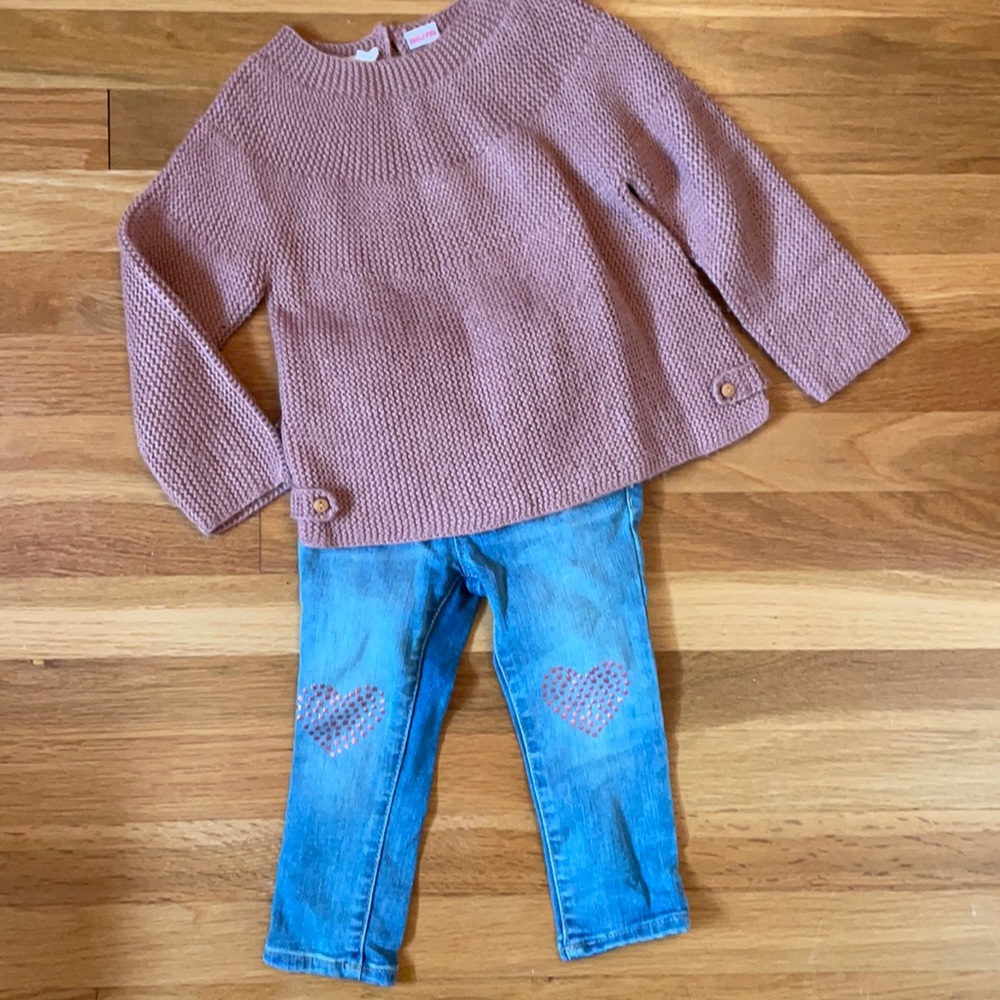 Gap jeans and Zara sweater 2/3
